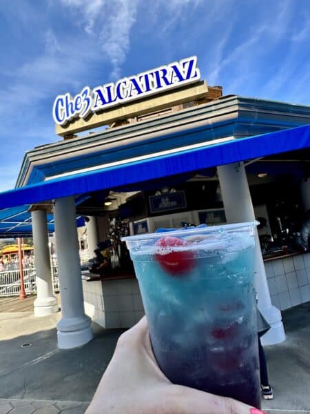 chez Alcatraz bar in universal studios orlando