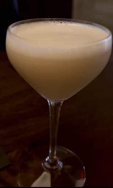 grasshopper cocktail at corner chophouse in winter park